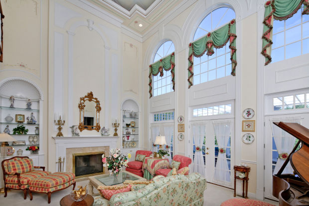 311 Hampshire Hill-Great Room.jpg